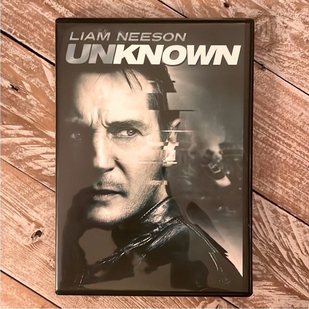 3/$15 u pick dvds📀or 1/$9~ Unknown